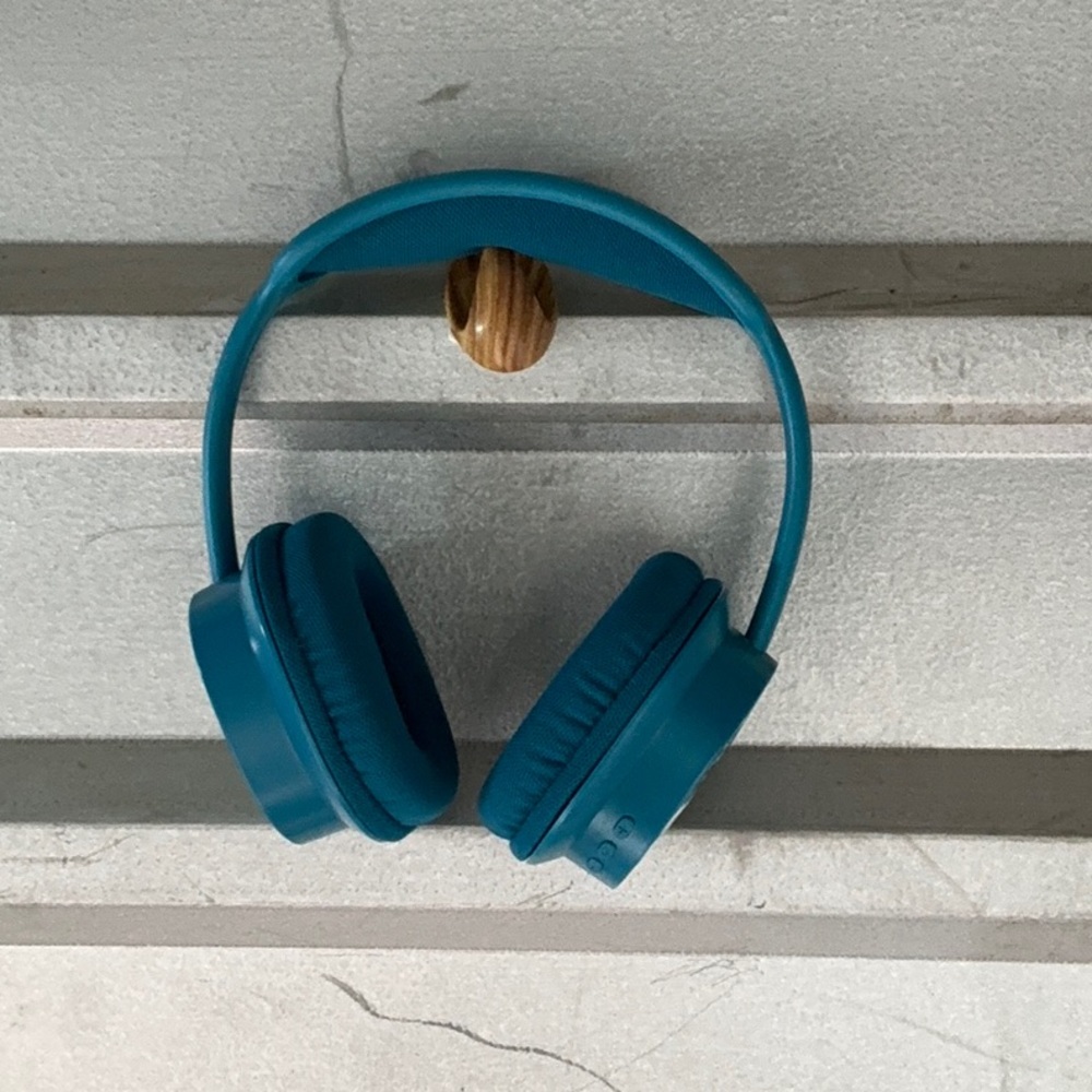 Wireless Blue Headphones mossy oak